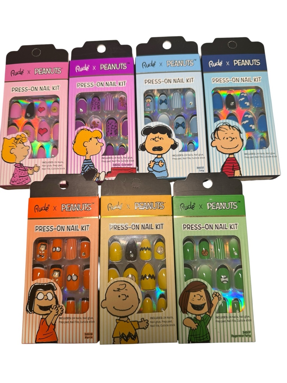 Peanuts Press-On Nails - Set of 7
